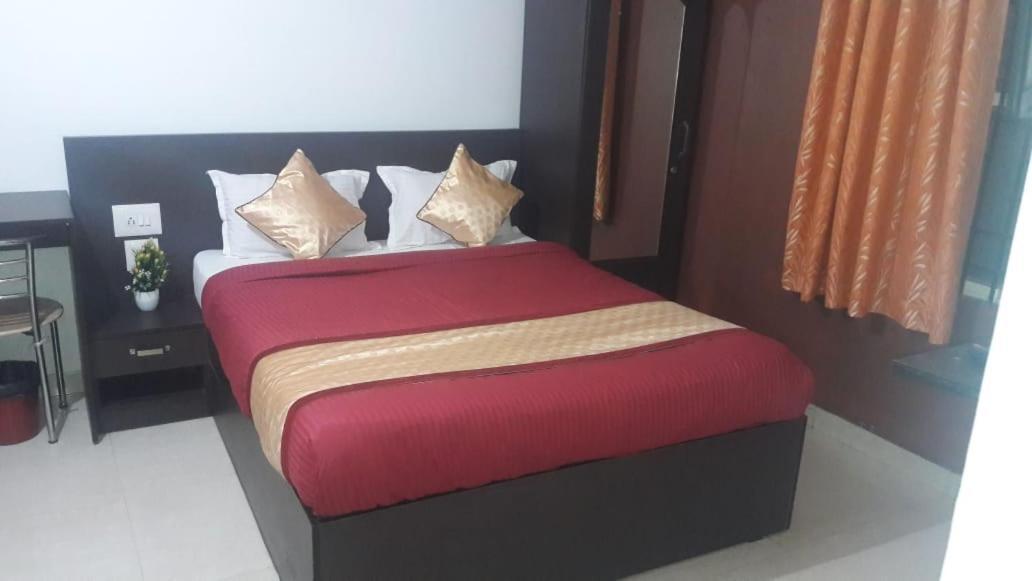 Manjunatha Residency Chikmagalur Room photo